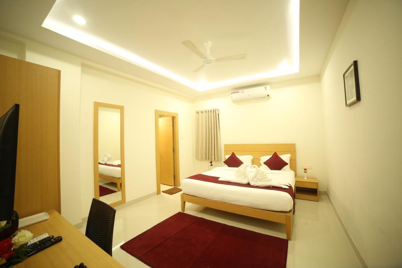 Mg Iris Hotel Tirupati Eksteriør billede